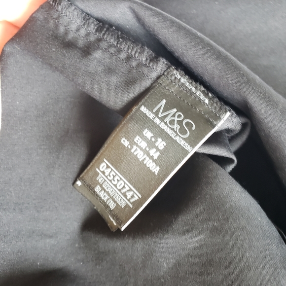 M&S Collection Black Button-down - Picture 4 of 4